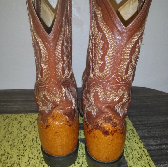 Ariat boots size 7 - Picture 4 of 7